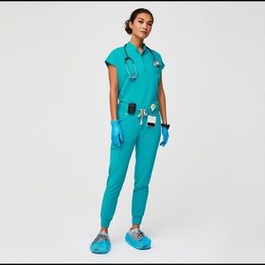 FIGS LIMITED EDITION TEAL ZAMORA JOGGER SCRUBS!!